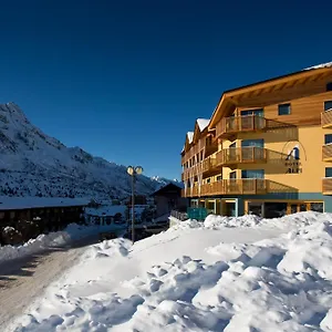 Отель Delle Alpi, Пассо-дель-Тонале