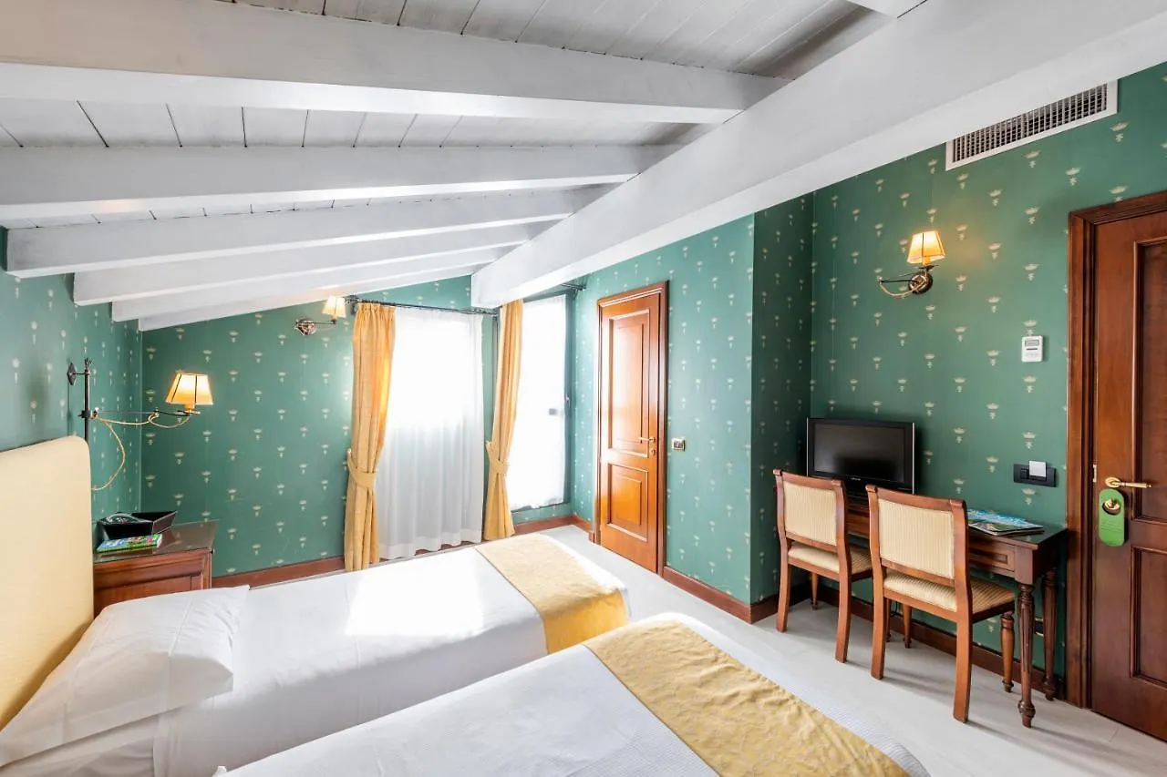 Hotel Du Lac Menaggio Italy